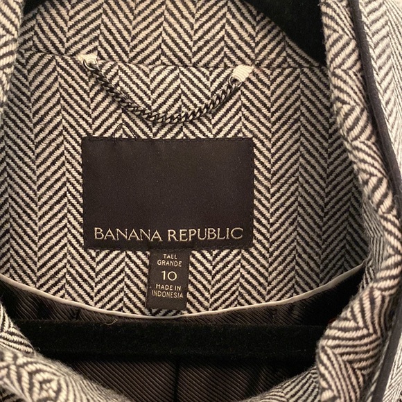 Banana Republic jacket - Picture 3 of 11